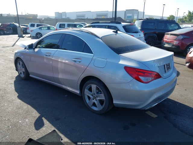 Mercedes-Benz CLA 250 2018 WDDSJ4EB9JN545082 Image 3