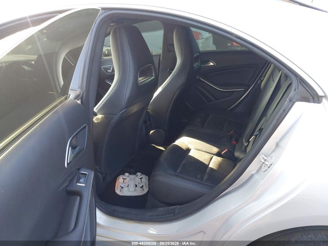 Mercedes-Benz CLA 250 2018 WDDSJ4EB9JN545082 Image 8