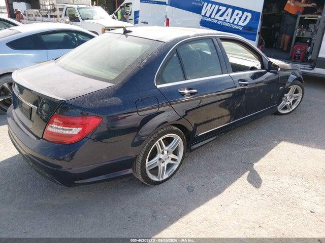 2012 Mercedes-benz C 250 Sport მანქანა იყიდება აუქციონზე, vin: WDDGF4HB8CA602367, აუქციონის ნომერი: 46209270