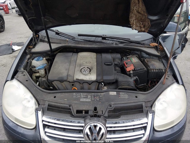 46209304 :رقم المزاد ، 3VWRG71K36M632795 vin ، 2006 Volkswagen Jetta 2.5 مزاد بيع