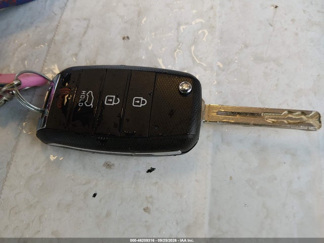 KIA Soul 2015 KNDJN2A22F7204977 Image 11