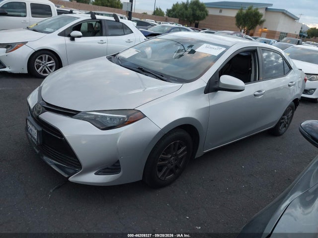 Toyota COROLLA LE 2019 5YFBURHEXKP917800 Image 2