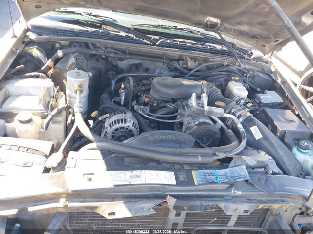 46209333 :رقم المزاد ، 1GTDT19W228172265 vin ، 2002 Gmc Sonoma Sls مزاد بيع