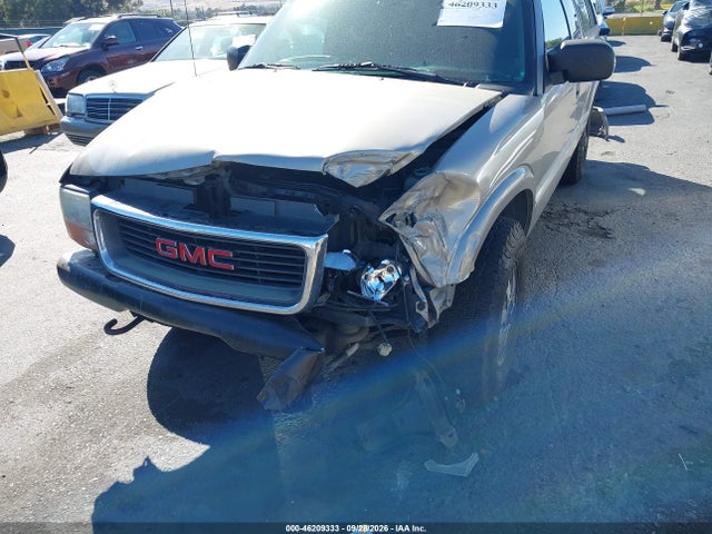 46209333 :رقم المزاد ، 1GTDT19W228172265 vin ، 2002 Gmc Sonoma Sls مزاد بيع