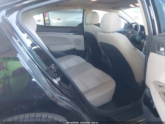 Hyundai Elantra Value Edition 2018 5NPD84LF9JH242016 Image 8