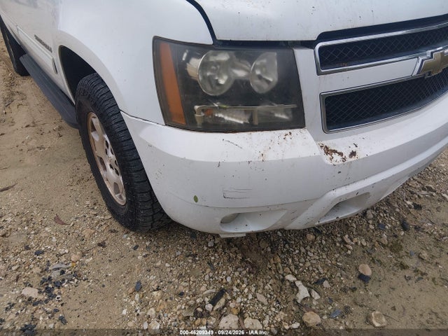 46209349 :رقم المزاد ، 1GNFC26J59R299160 vin ، 2009 Chevrolet Suburban Lt W/1lt مزاد بيع