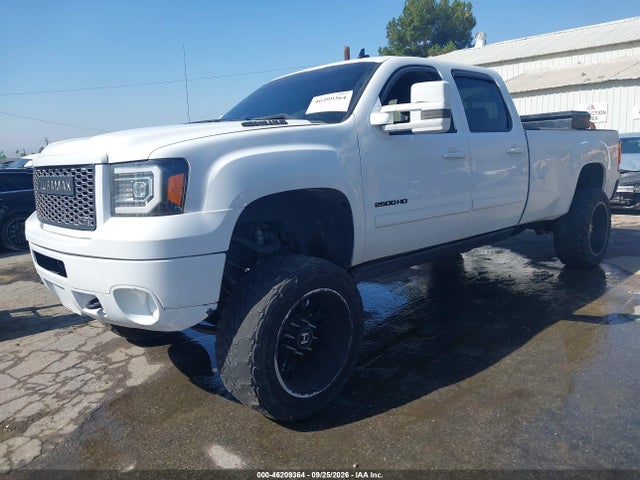 46209364 :رقم المزاد ، 1GT120C83BF236190 vin ، 2011 Gmc Sierra 2500hd Sle مزاد بيع
