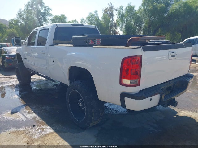46209364 :رقم المزاد ، 1GT120C83BF236190 vin ، 2011 Gmc Sierra 2500hd Sle مزاد بيع