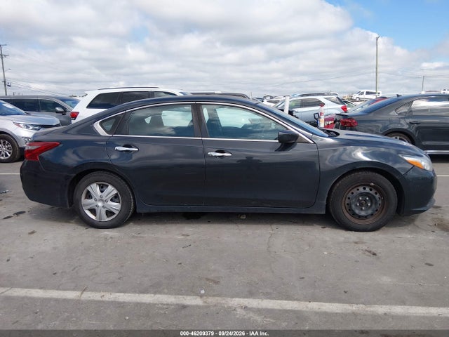 Продаж на аукціоні авто 2018 Nissan Altima 2.5 S, vin: 1N4AL3AP5JC141113, номер лоту: 46209379