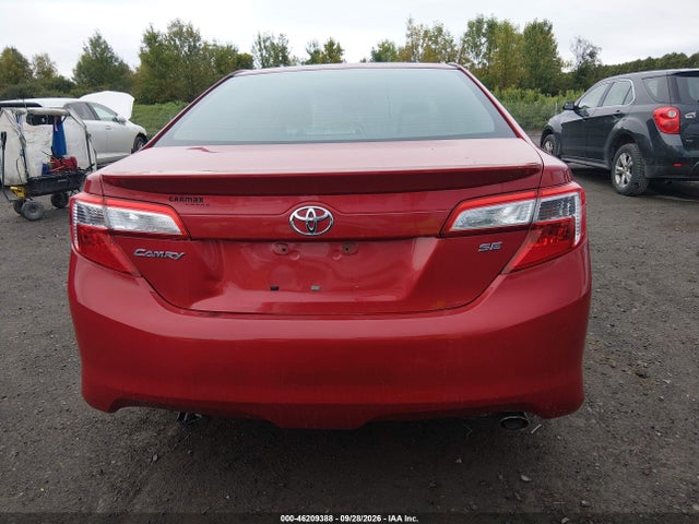 2014 Toyota Camry Se მანქანა იყიდება აუქციონზე, vin: 4T1BF1FK5EU747448, აუქციონის ნომერი: 46209388
