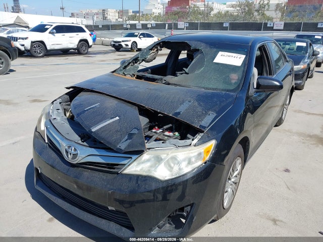 2014 Toyota Camry L/se/le/xle მანქანა იყიდება აუქციონზე, vin: 4T1BF1FK2EU407576, აუქციონის ნომერი: 46209414