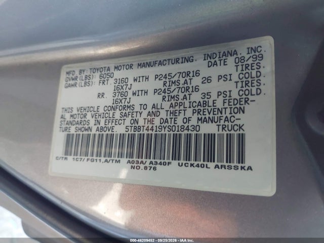 46209452 :رقم المزاد ، 5TBBT4419YS018430 vin ، 2000 Toyota Tundra Sr5 V8 مزاد بيع