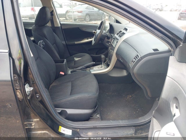 46209525 :رقم المزاد ، 2T1BU4EEXCC775652 vin ، 2012 Toyota Corolla S مزاد بيع