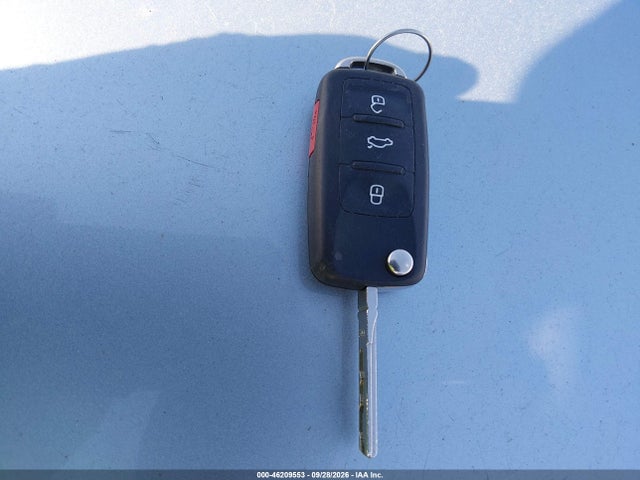 Продажа на аукционе авто 2013 Volkswagen Beetle 2.0t, vin: 3VW7A7AT5DM804033, номер лота: 46209553