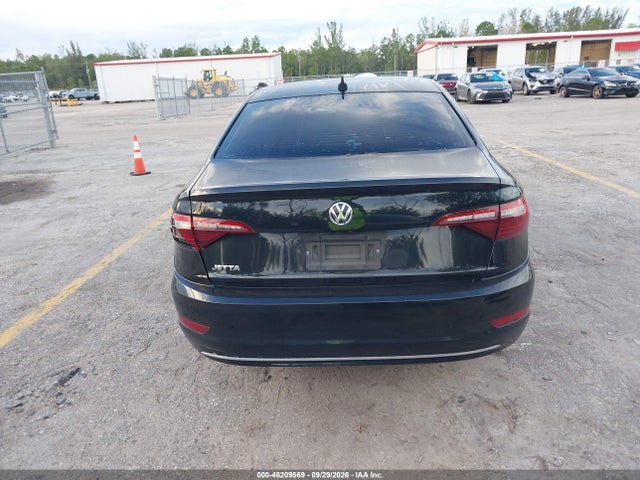 46209569 :رقم المزاد ، 3VWC57BU3MM025353 vin ، 2021 Volkswagen Jetta 1.4t R-line/1.4t S/1.4t Se مزاد بيع