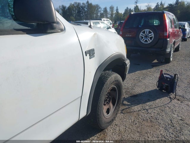 Продаж на аукціоні авто 2000 Ford F-150 Lariat/work Series/xl/xlt, vin: 1FTRX18W4YNB80812, номер лоту: 46209587