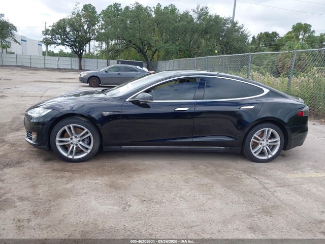 Aukcja sprzedaży 2013 Tesla Model S, vin: 5YJSA1CGXDFP13175, numer aukcji: 46209601