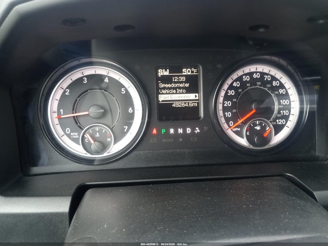 46209612 :رقم المزاد ، 3C6RR7KG9KG567345 vin ، 2019 Ram 1500 Classic Tradesman  4x4 5'7 Box مزاد بيع