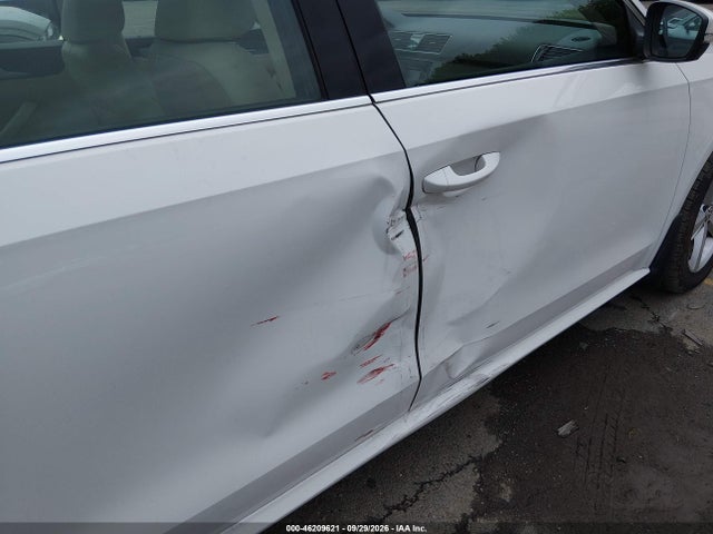 46209621 :رقم المزاد ، 1VWBV7A3XFC087437 vin ، 2015 Volkswagen Passat 2.0l Tdi Se مزاد بيع