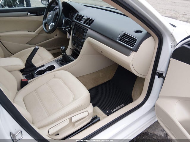 46209621 :رقم المزاد ، 1VWBV7A3XFC087437 vin ، 2015 Volkswagen Passat 2.0l Tdi Se مزاد بيع