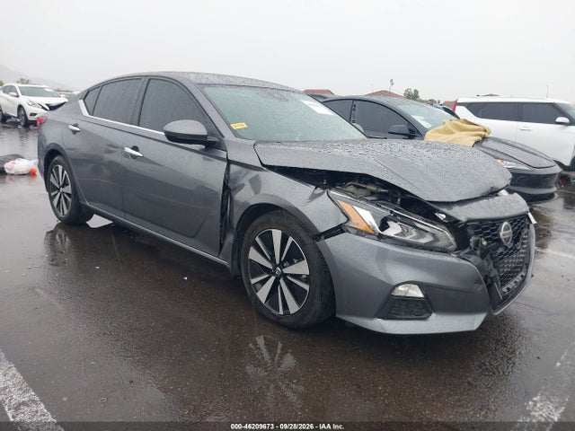 46209673 :رقم المزاد ، 1N4BL4DV2NN413633 vin ، 2022 Nissan Altima Sv Fwd مزاد بيع
