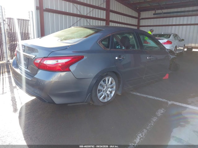 2017 Nissan Altima 2.5 S მანქანა იყიდება აუქციონზე, vin: 1N4AL3AP5HN354111, აუქციონის ნომერი: 46209762