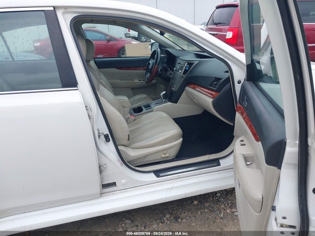 46209769 :رقم المزاد ، 4S3BMCK61A3238567 vin ، 2010 Subaru Legacy 2.5i Limited مزاد بيع