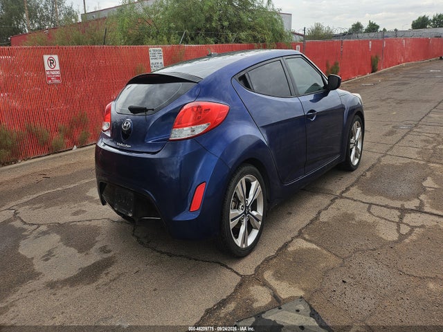 2017 Hyundai Veloster Value Edition მანქანა იყიდება აუქციონზე, vin: KMHTC6AD2HU316217, აუქციონის ნომერი: 46209775