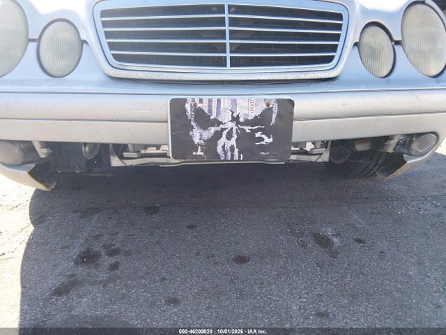 2001 Mercedes-benz Clk 430 მანქანა იყიდება აუქციონზე, vin: WDBLK70G81T055421, აუქციონის ნომერი: 46209828