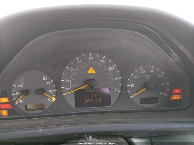 2001 Mercedes-benz Clk 430 მანქანა იყიდება აუქციონზე, vin: WDBLK70G81T055421, აუქციონის ნომერი: 46209828