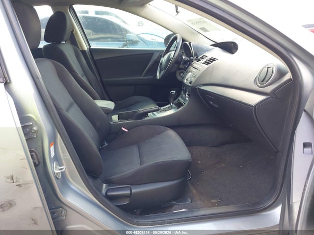 2011 Mazda Mazda3 I Sport მანქანა იყიდება აუქციონზე, vin: JM1BL1UFXB1468612, აუქციონის ნომერი: 46209838