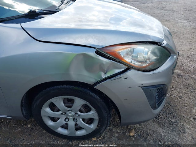 2011 Mazda Mazda3 I Sport მანქანა იყიდება აუქციონზე, vin: JM1BL1UFXB1468612, აუქციონის ნომერი: 46209838