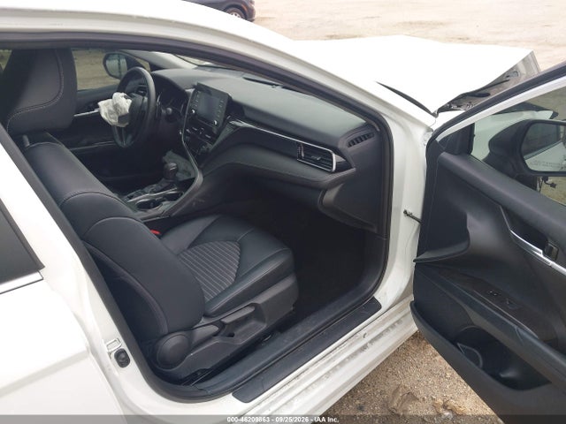 2022 Toyota Camry Se მანქანა იყიდება აუქციონზე, vin: 4T1T11BK1NU061383, აუქციონის ნომერი: 46209863