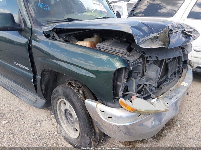 46209873 :رقم المزاد ، 3GKEC16Z12G360308 vin ، 2002 Gmc Yukon Xl 1500 Slt مزاد بيع