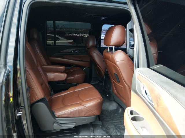 Продаж на аукціоні авто 2017 Cadillac Escalade Esv Premium Luxury, vin: 1GYS3JKJ3HR265492, номер лоту: 46209943
