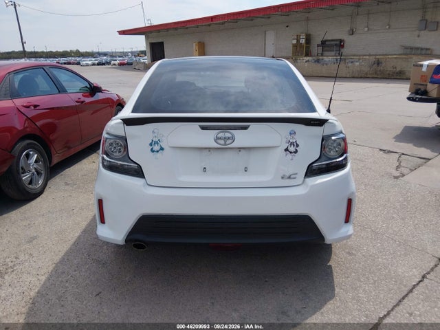 46209993 :رقم المزاد ، JTKJF5C73E3068283 vin ، 2014 Scion Tc مزاد بيع
