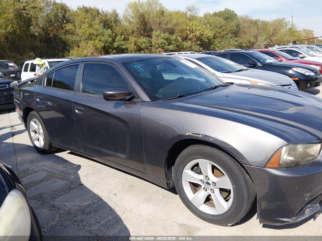 46210006 :رقم المزاد ، 2C3CDXBG7EH259399 vin ، 2014 Dodge Charger Se مزاد بيع
