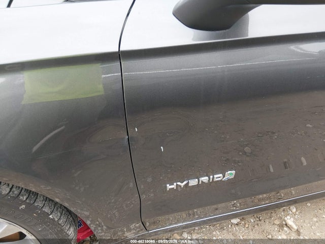 Продаж на аукціоні авто 2017 Ford Fusion Hybrid Se, vin: 3FA6P0LU5HR318315, номер лоту: 46210045