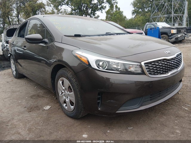 Aukcja sprzedaży 2017 Kia Forte Lx, vin: 3KPFL4A72HE090405, numer aukcji: 46210066