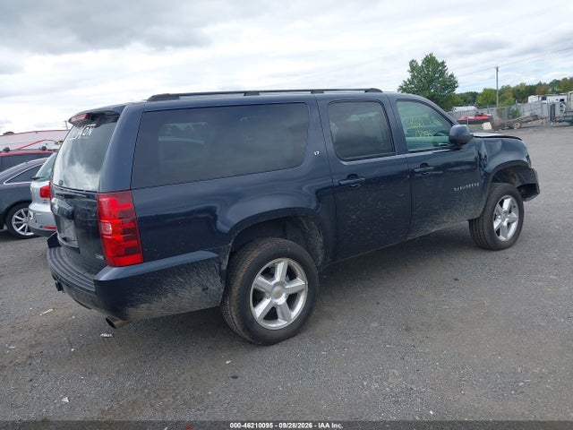 46210095 :رقم المزاد ، 1GNFK16307J190308 vin ، 2007 Chevrolet Suburban Lt مزاد بيع