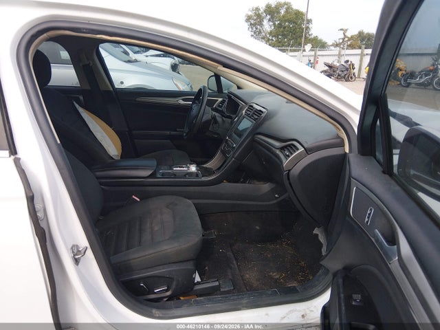 46210146 :رقم المزاد ، 3FA6P0H71HR370351 vin ، 2017 Ford Fusion Se مزاد بيع