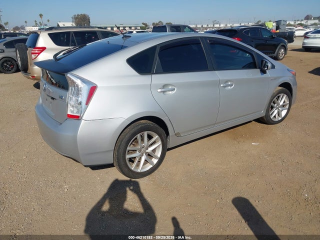 Продажа на аукционе авто 2011 Toyota Prius Three, vin: JTDKN3DU2B1402902, номер лота: 46210192