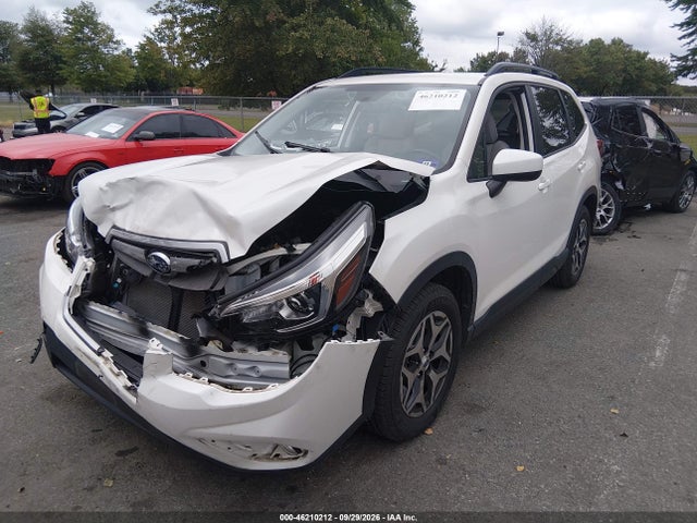 2019 Subaru Forester Premium მანქანა იყიდება აუქციონზე, vin: JF2SKAEC4KH433824, აუქციონის ნომერი: 46210212