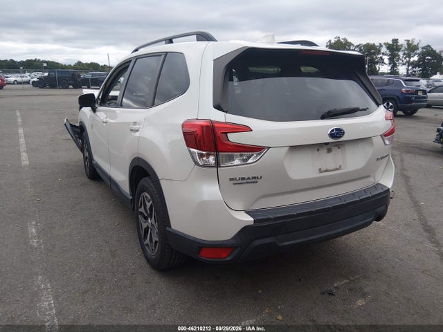 2019 Subaru Forester Premium მანქანა იყიდება აუქციონზე, vin: JF2SKAEC4KH433824, აუქციონის ნომერი: 46210212