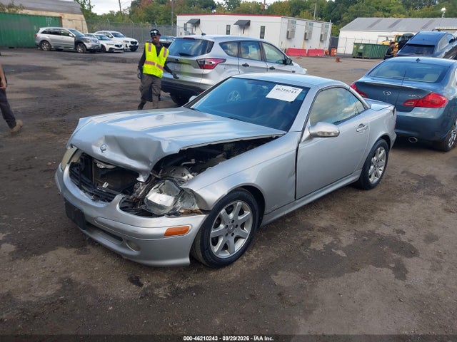 46210243 :رقم المزاد ، WDBKK49F33F280644 vin ، 2003 Mercedes-benz Slk 230 Kompressor مزاد بيع