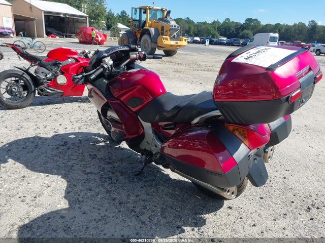 46210296 :رقم المزاد ، JH2SC51095M300803 vin ، 2005 Honda St1300 مزاد بيع