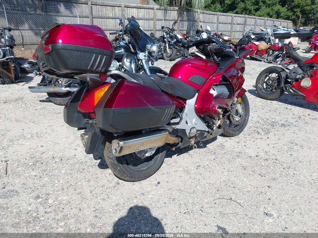 46210296 :رقم المزاد ، JH2SC51095M300803 vin ، 2005 Honda St1300 مزاد بيع