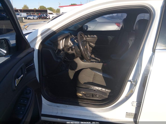 Продажа на аукционе авто 2015 Chevrolet Malibu 2lt, vin: 1G11D5SL0FF128069, номер лота: 46210323