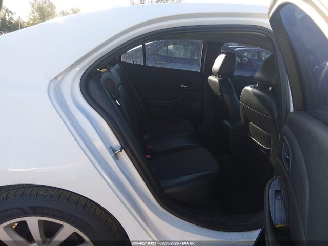 Продажа на аукционе авто 2015 Chevrolet Malibu 2lt, vin: 1G11D5SL0FF128069, номер лота: 46210323