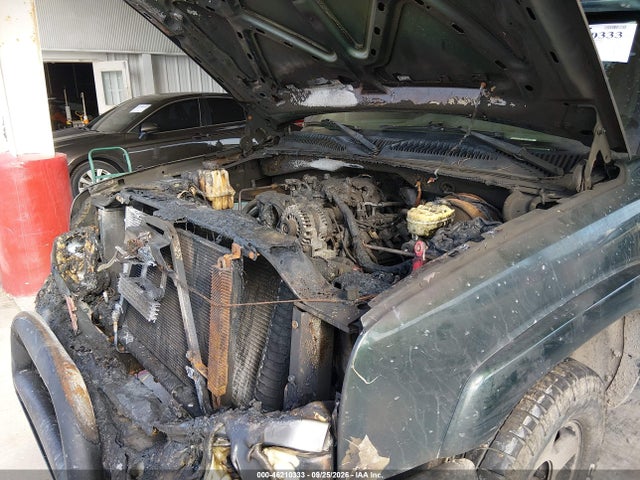 Продаж на аукціоні авто 2005 Chevrolet Silverado 1500 Z71, vin: 2GCEK19B151310762, номер лоту: 46210333